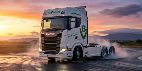 Fünf neue Scania V8 verstärken unsere Flotte